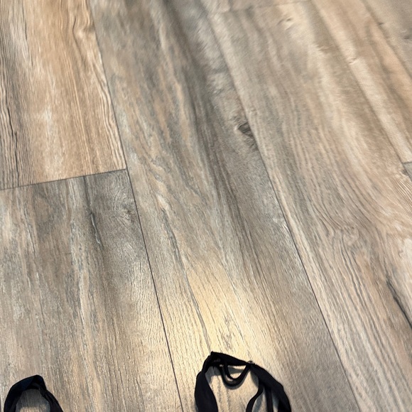 Agent Provocateur Black Bra with Strap Details - Picture 9 of 9